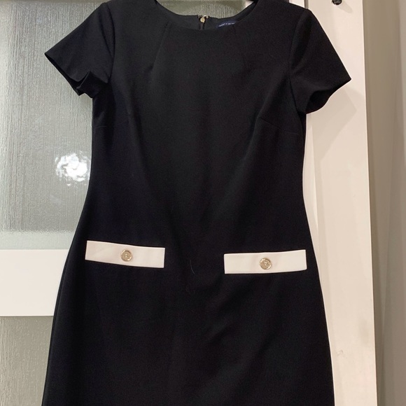 Size 2 Tommy Hilfiger black dress, great condition - Picture 2 of 2